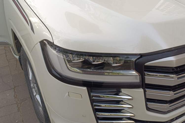 Used Toyota Land Cruiser  Right Front Headlight