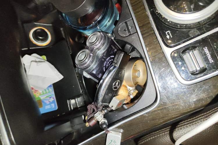 Used Mercedes-Benz GLC 2018 Facelift GLC 260 4MATIC Luxury Edition
