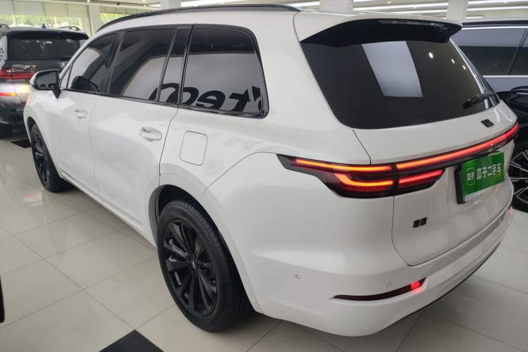 Used Li Auto ONE 2021 Extended-Range 6-Seater Version Exterior 2