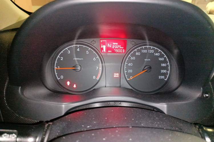 Used Hyundai Verna (older generation) 2014 1.4L Automatic Smart GLS Odometer Close Up