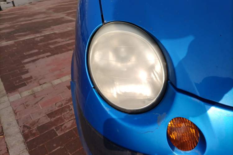 Used Baojun Lechi 2012 Revised 1.0L Manual P-TEC Standard Edition Right Front Headlight