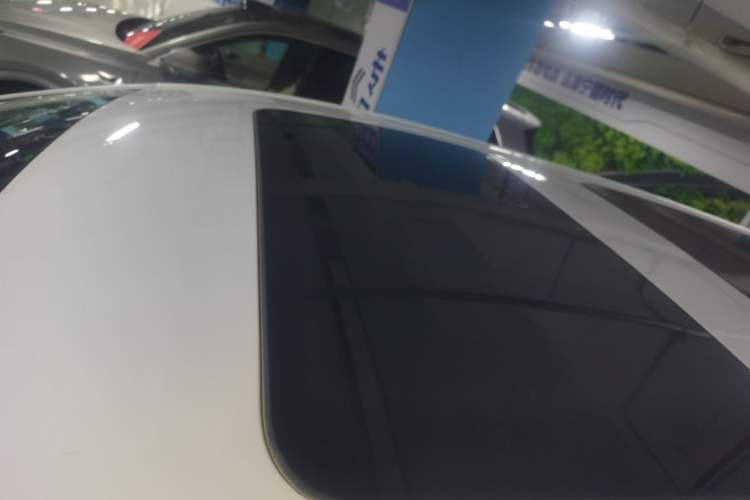 Used Denza D9 2022 DM-i 1040 Prestige Model
