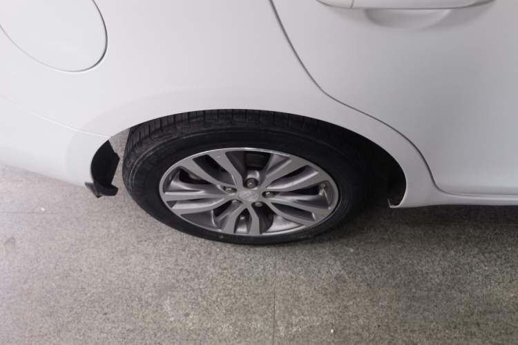 Used Buick GT 2019 18T Automatic Connected Elite Model China V Standard Exterior 5