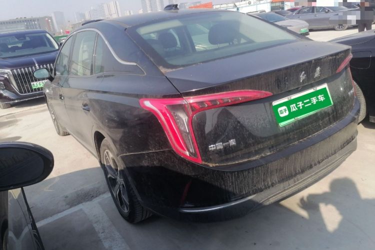 Used Hongqi E-QM5 2022 431 km Charge & Enjoy Edition