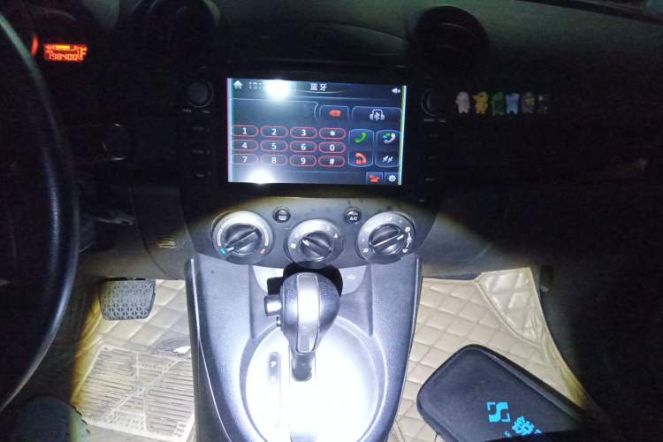 Used Mazda 2 2011 XuanDong 1.5L Automatic Fashion Edition Audio And AC Panel