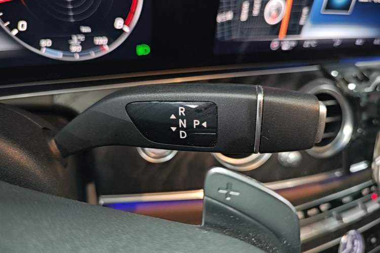 Used Mercedes-Benz E-Class 2019 E 200 L Sport Edition Gear Lever