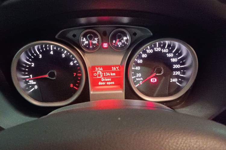 Used Ford Focus 2013 Sedan Classic 1.8L Manual Fashion Edition
