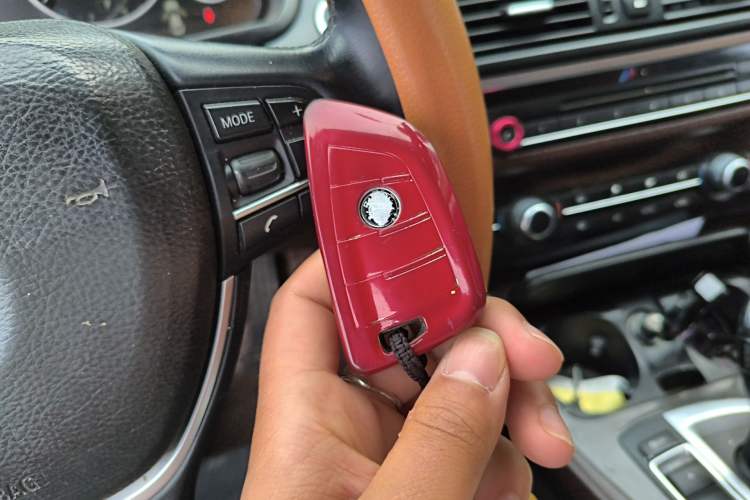 Used BMW 5 Series 2014 525Li Luxury Design Package Vehicle Key