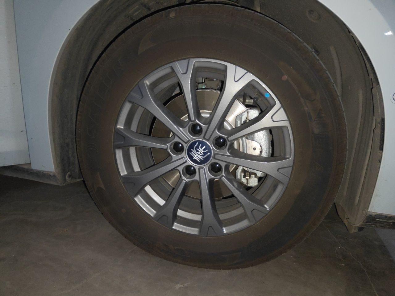 BYD Qin L 2025 DM-i Smart Drive 80KM Leading Model — снимка 8