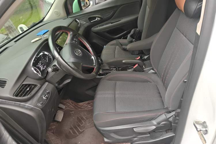 Used Buick Encore 2017 18T Automatic Two-Wheel Drive Urban Fashion Model Left Front Seat