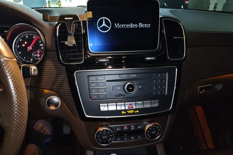 Used Mercedes-Benz GLE 2018 GLE 400 4MATIC Exclusive Edition
