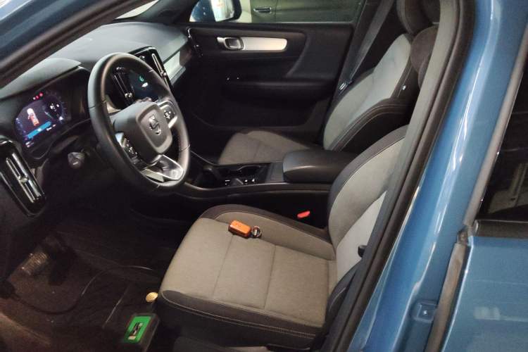 Used Volvo XC40 2023 B3 Smart & Stylish Edition
