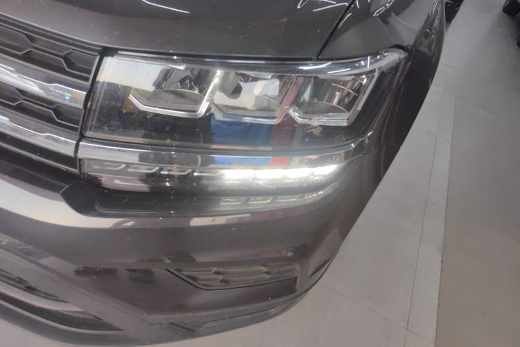 Used Volkswagen Tharu 2021 280TSI Two-Wheel Drive Trend Edition
