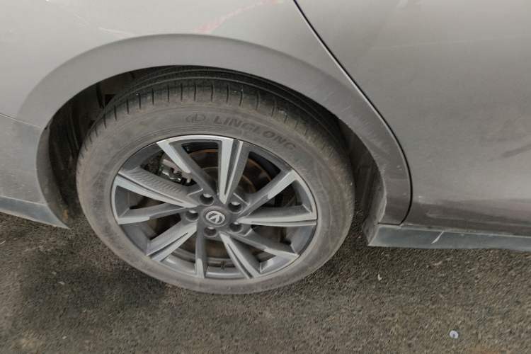 Used CHANGAN Eado DD 2023 Blue Whale NE 1.5T GDI DCT Navigation Model Exterior 5