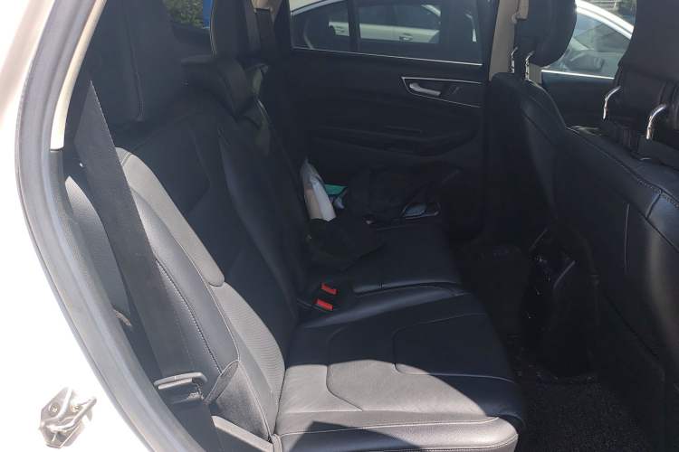 Used Ford Edge 2016 EcoBoost 245 Four-Wheel Drive Titanium 7-Seater