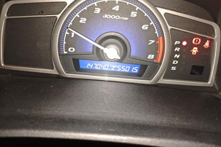 Used Honda Civic 2009 1.8L automatic comfort version Odometer Close Up