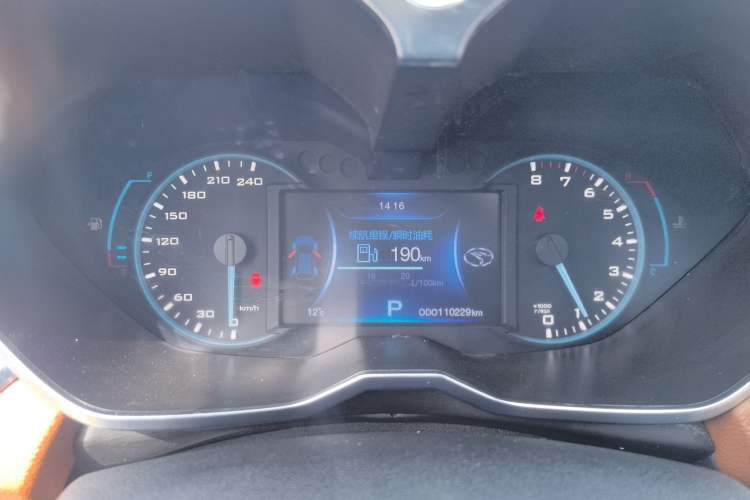 Used Soueast DX7 2015 1.5T Automatic Prestige Model