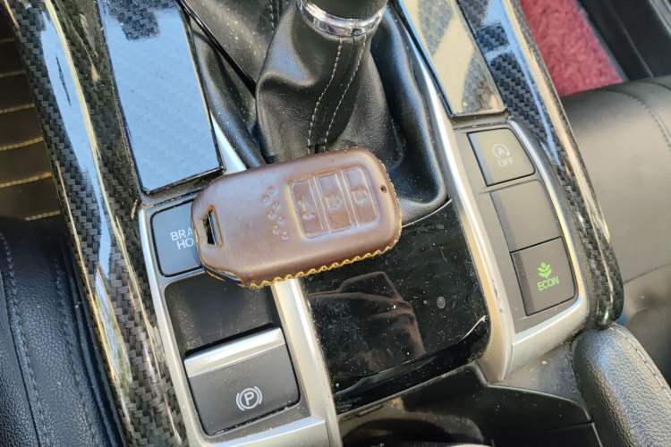 Used Honda Civic 2016 220TURBO Manual Luxury Edition