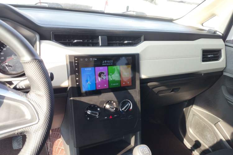 Used Wuling Zhengcheng 2021 1.5T Manual Comfort Version Audio And AC Panel