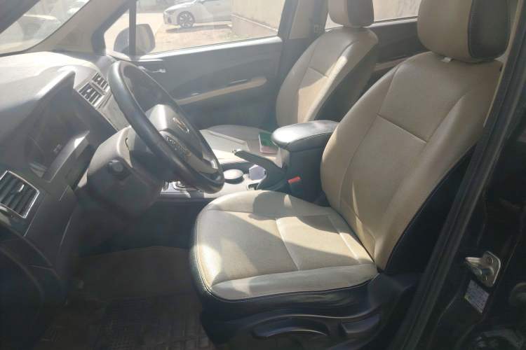 Used FORTHING Joyear X3 2014 1.5L Deluxe Edition Left Front Seat