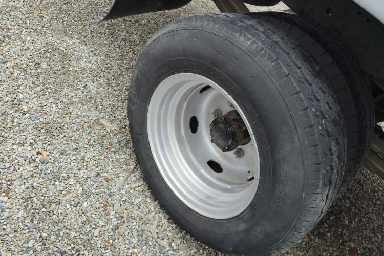 Used Jinbei T5 2022 1.6L Standard Version Rear Dual Wheels 3.4 Meters China VI SWD16M