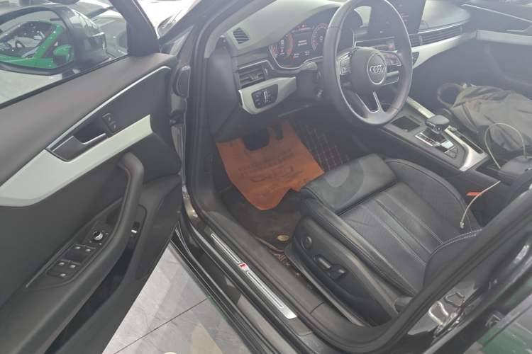 Used Audi A4L 2024 40 TFSI Fashion Dynamic Model