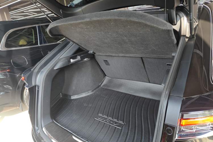 Used Honda UR-V 2024 370TURBO Two-Wheel-Drive Luxury Edition