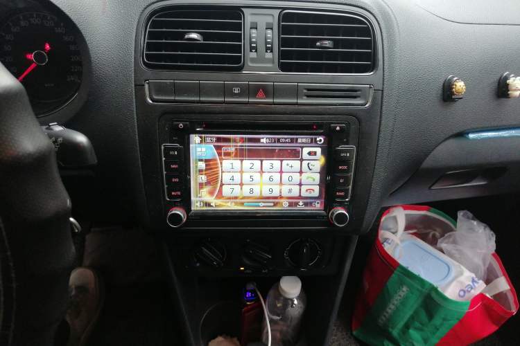 Used Volkswagen Polo 2014 1.4L Manual Fashion Edition