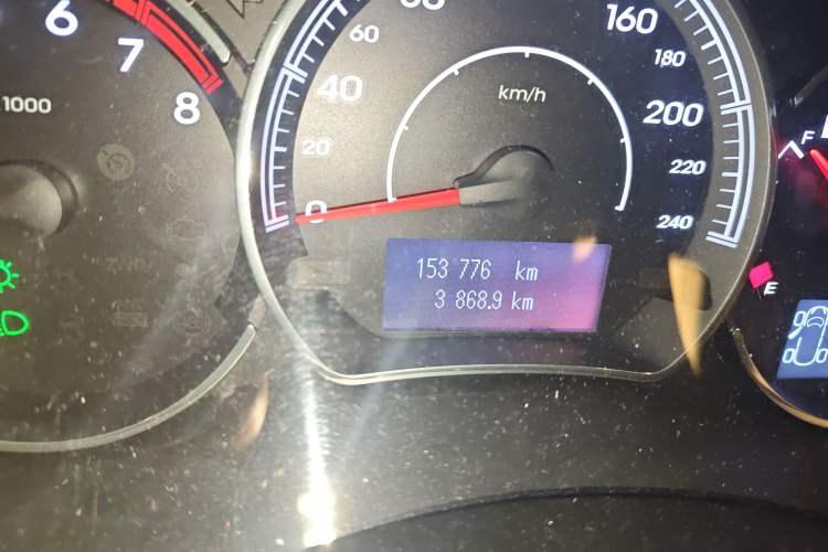 Used Renault Koleos 2012 2.5L Two-Wheel Drive Comfort Edition with Navigation
