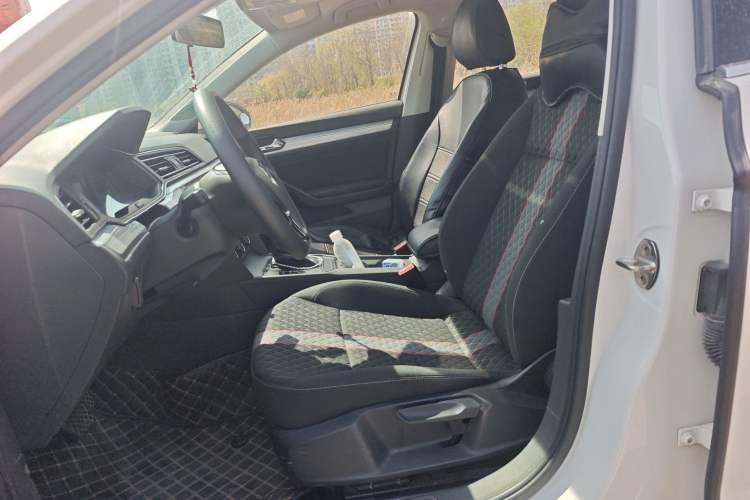 Used Volkswagen Lamando 2019 230TSI DSG Fashion Edition China VI Left Front Seat