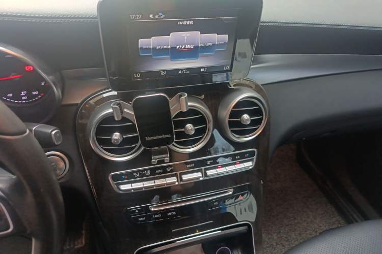 Used Mercedes-Benz GLC 2019 GLC 260 L 4MATIC Luxury Model
