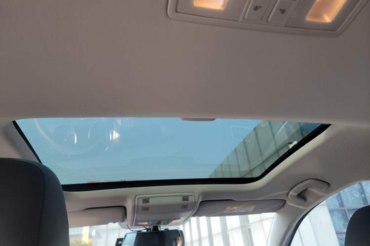 Used Volkswagen Golf 2016 230TSI Automatic Luxury Version