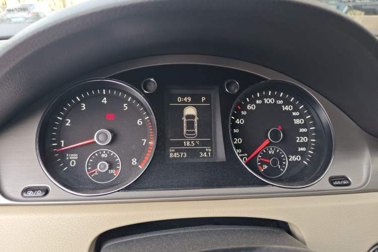 Used Volkswagen Magotan 2013 1.8TSI Luxury Model Instrument Cluster