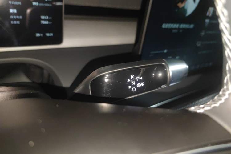 Used XPeng X9 2024 702 Ultra-Long Range Max
