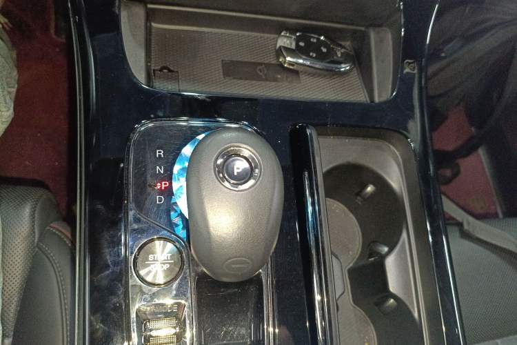 Used GAC Trumpchi M8 2023 Zongshi Series Dual-Motor Supreme Edition Gear Lever