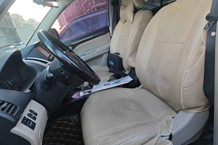 Used Mitsubishi Pajero Sport 2013 3.0L Automatic 4x4 Flagship Edition Left Front Seat