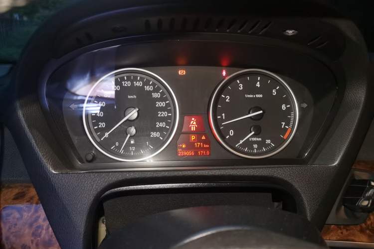 Used BMW X5 2011 xDrive35i Leading Model
