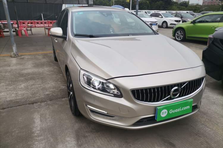 Used Volvo S60 2019 S60L Facelift T5 Intelligent Advanced Edition
