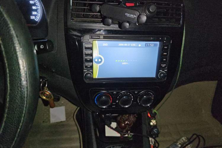 Used FORTHING Joyear X5 2013 1.6L Manual Luxury Model China IV Standard