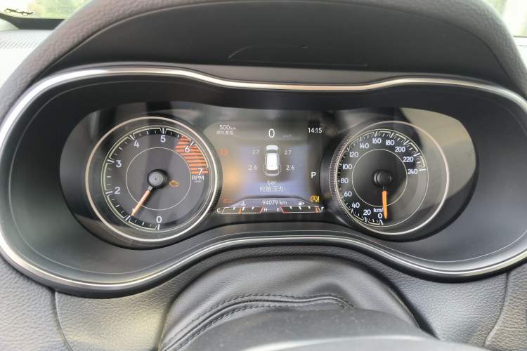 Used Jeep Cherokee 2019 2.0T Four-Wheel Drive Exploration Edition + Autonomous Driving Smart Package China V