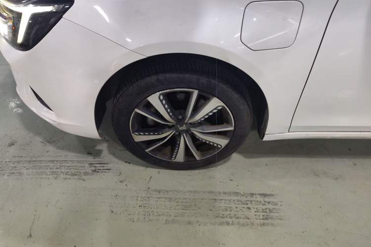 Used Rising ER6 2020 620 km Smart Edition
