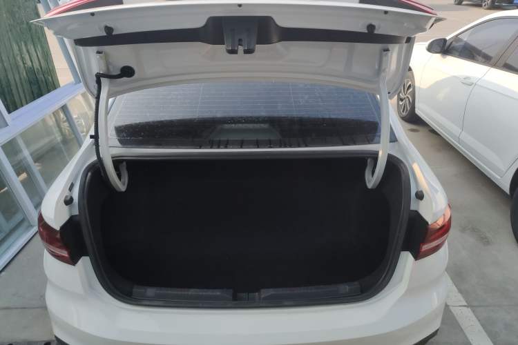 Used Volkswagen Lavida 2023 Revised 1.5L Automatic DeYi Edition