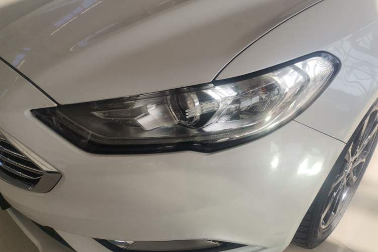 Used Ford Mondeo 2017 EcoBoost 180 Stylish Model
