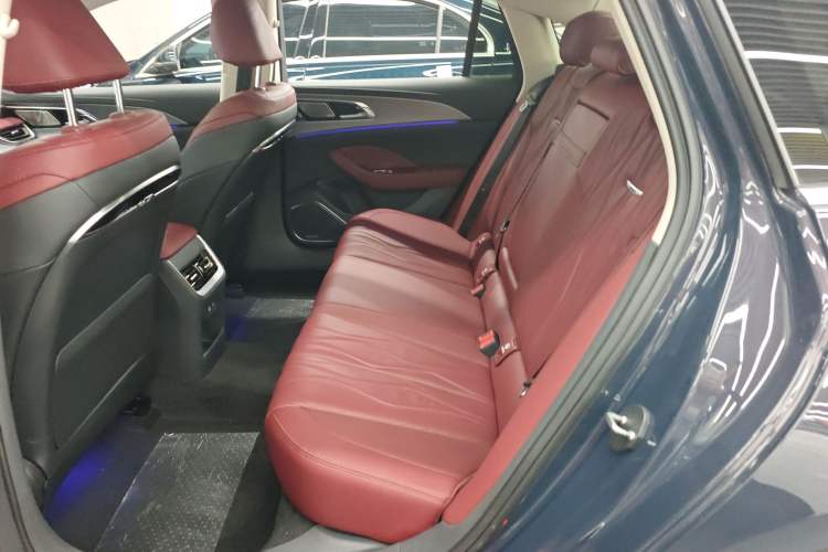 Used Hongqi H5 2024 2.0T Automatic Smart Connect Flagship Edition