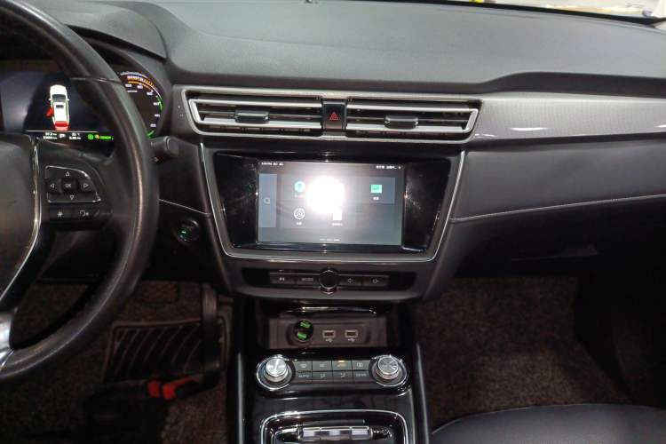 Used Roewe Ei5 2018 Internet Luxury Edition
