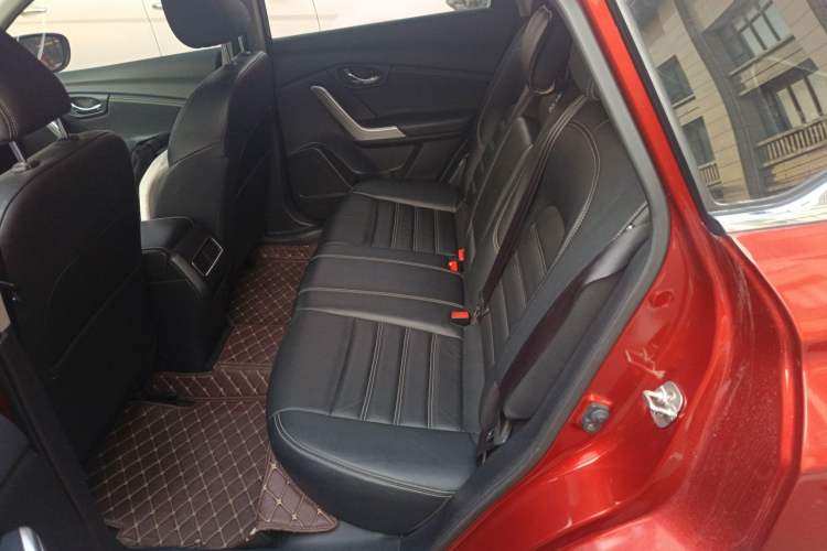 Used Venucia T90 2017 2.0L CVT Leading Edition