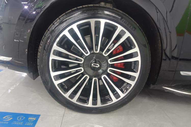 Used Hima AITO M9 2024 Range-Extended Max Edition 42 kWh 6-Seater Version Left Front Wheel Hub