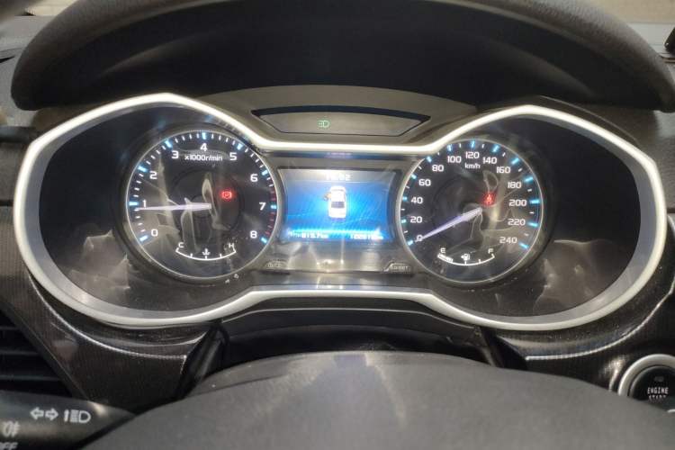 Used Geely Auto Emgrand 2016 Sedan 1.5L Manual Upward Edition Instrument Cluster