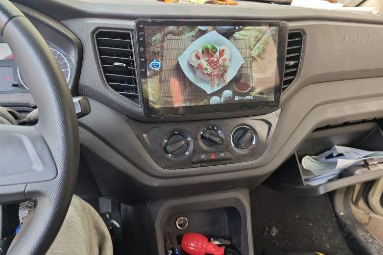 Used Wuling Hongguang V 2022 1.5L Jingqu Edition Electric-Assist LAR
