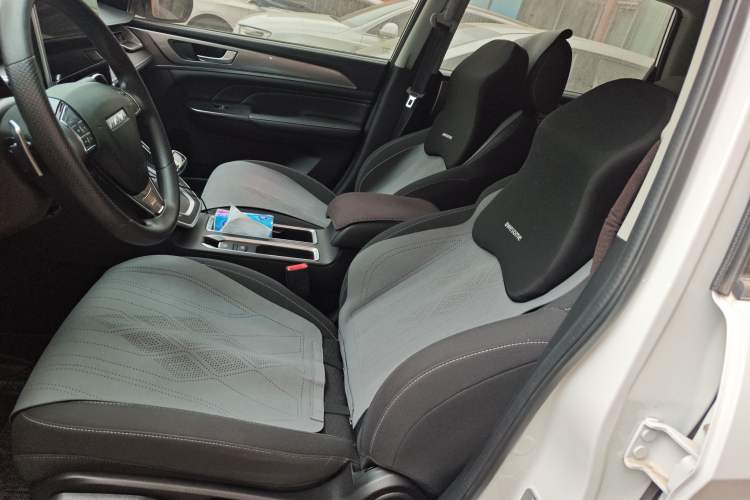 Used Haval M6 2023 PLUS 1.5T DCT Elite Smart Connectivity Model
